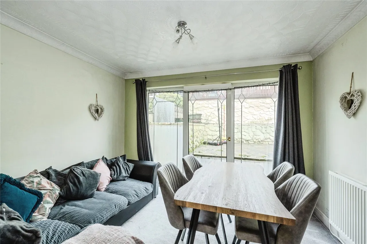Hillside, Llanelli, SA15, photo 9