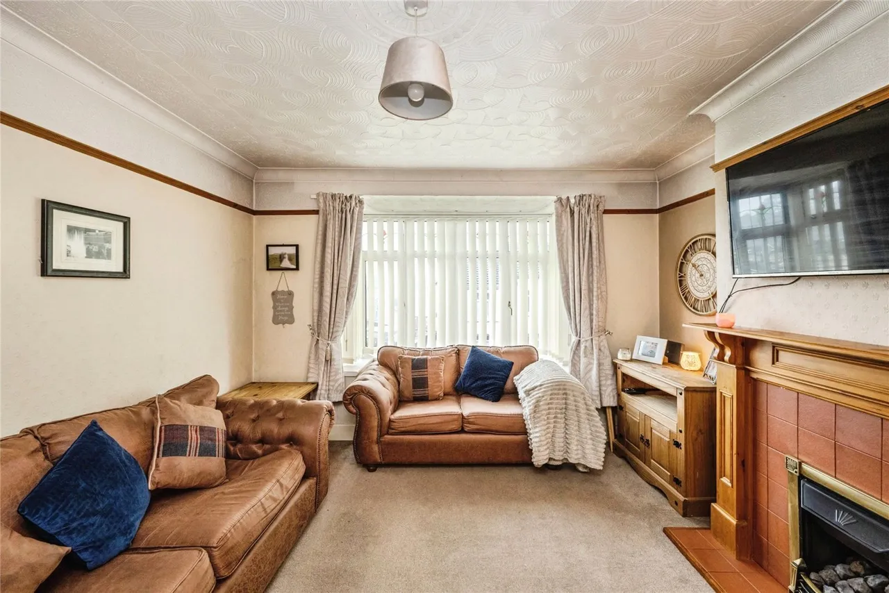 Hillside, Llanelli, SA15, photo 4