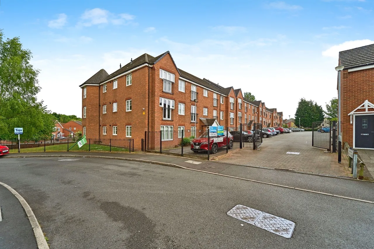 Westley Court, West Bromwich, B71, photo 3