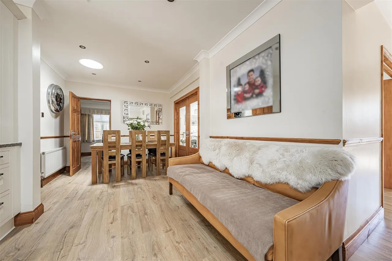 Reedham Close Bricket Wood, St. Albans, Hertfordshire AL2 3QT, photo 5