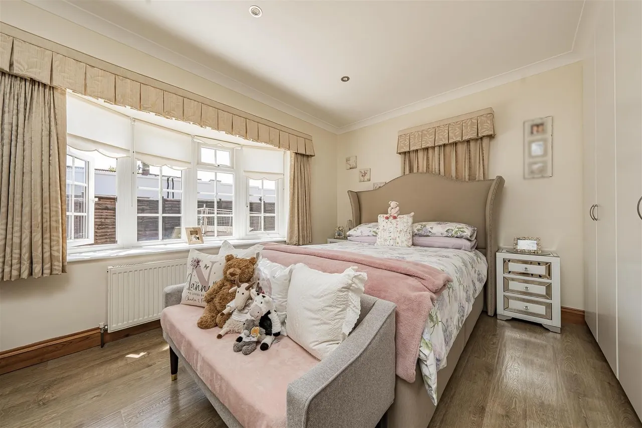Reedham Close Bricket Wood, St. Albans, Hertfordshire AL2 3QT, photo 6