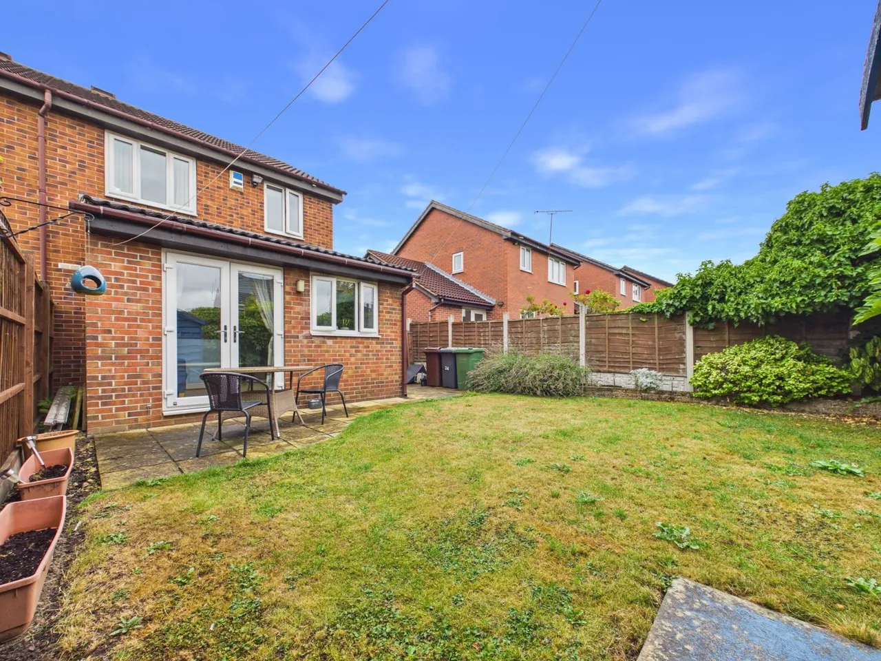 Pinders Green Drive, Methley, LS26, photo 19