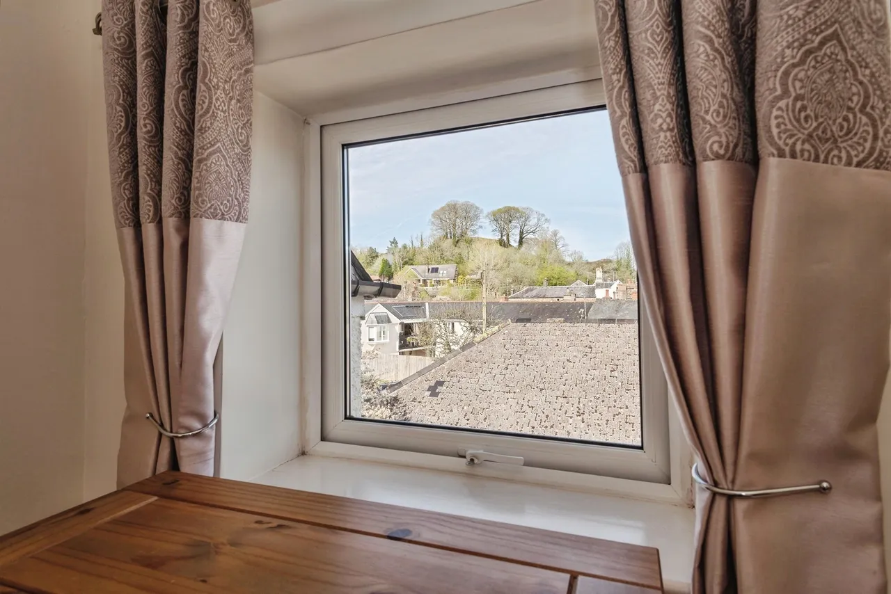 Newton Square, Bampton, Tiverton, photo 11