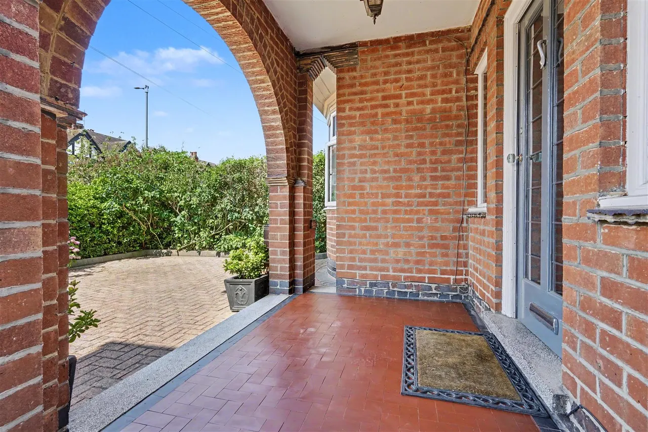 Trowell Grove, Long Eaton, NG10, photo 6