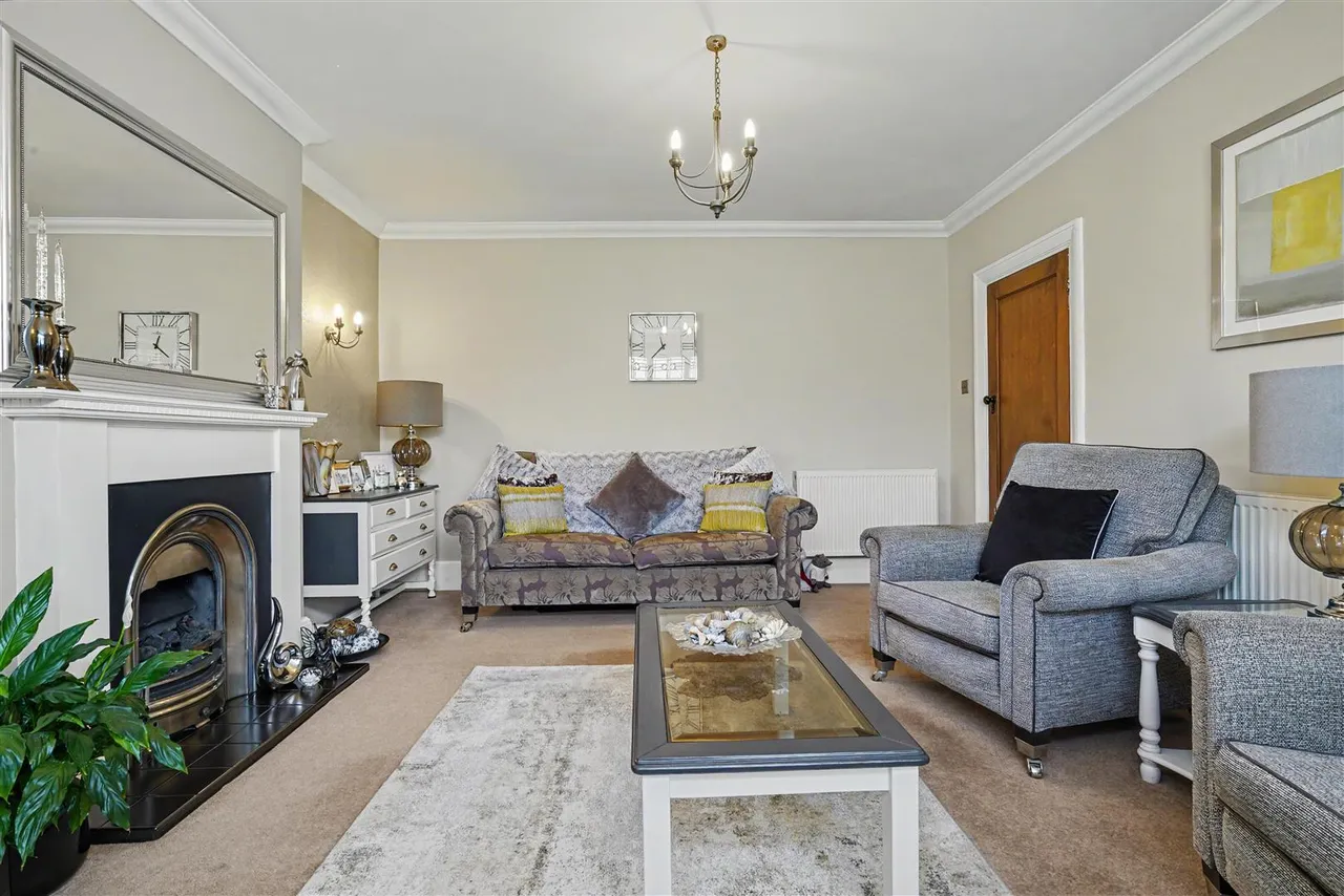 Trowell Grove, Long Eaton, NG10, photo 9