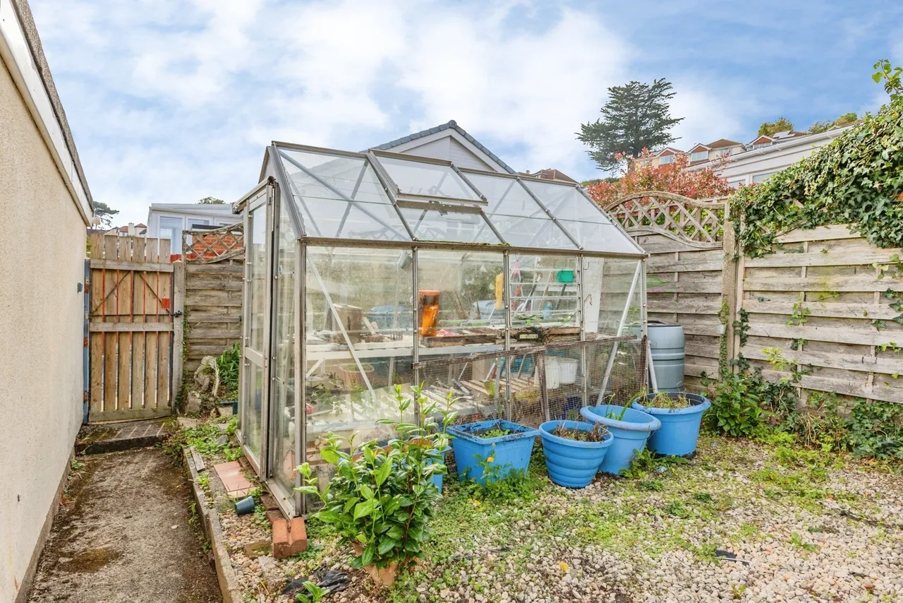 Velland Avenue, Torquay, TQ2, photo 19