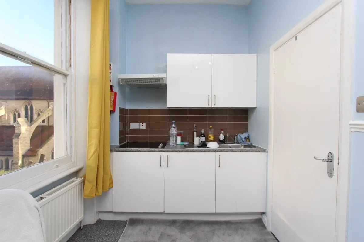 Castletown Road, West Kensington, W14, photo 2