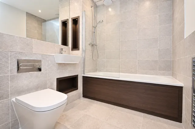 Rowden Court, Hornchurch, RM12, photo 5