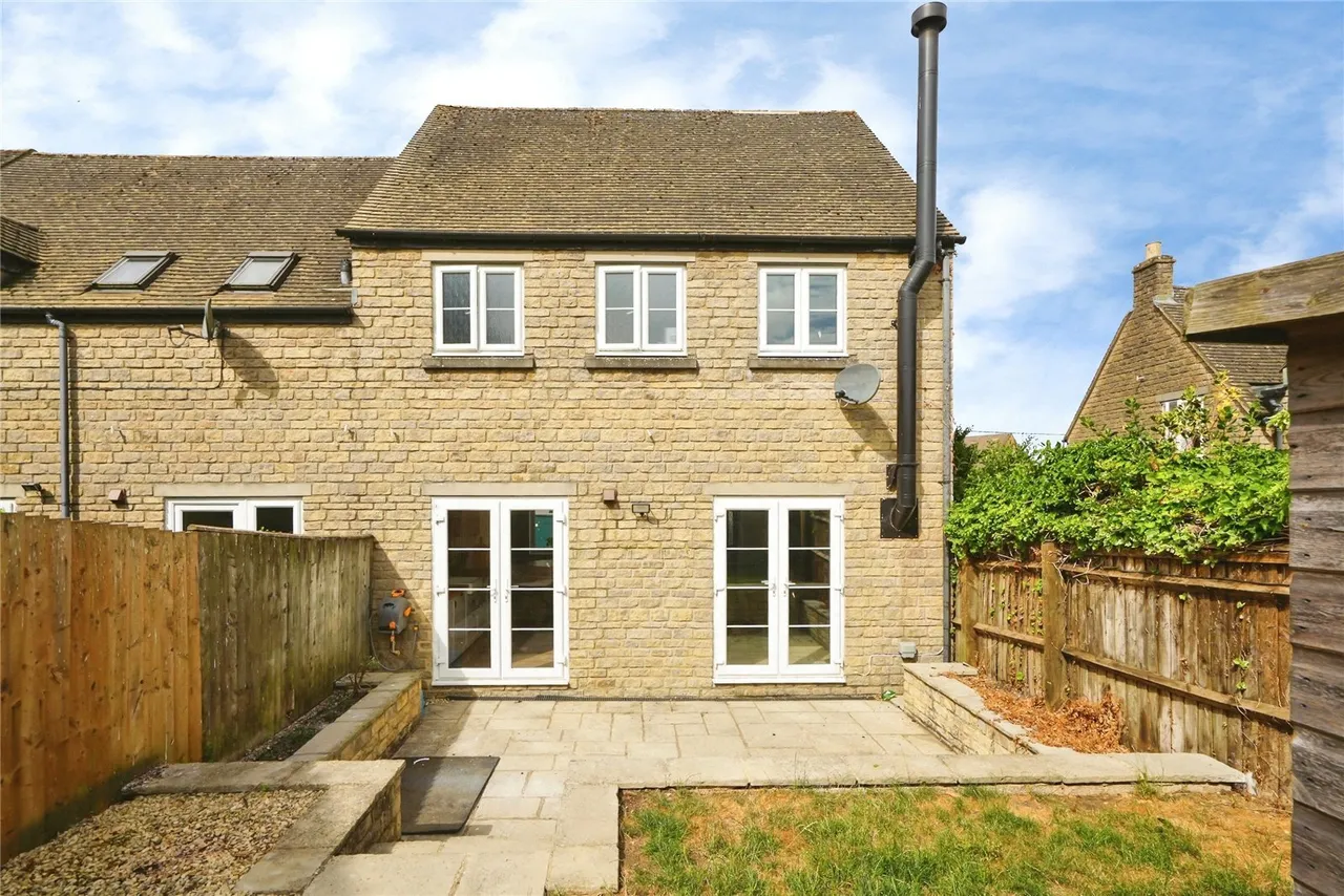 Pound Lane, Little Rissing, GL54, photo 15
