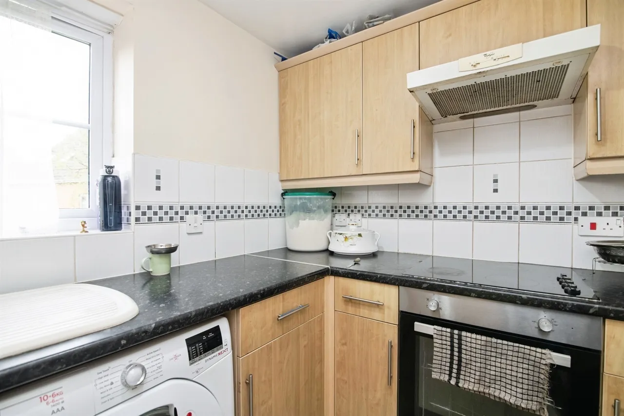 Gladstone Street, West Bromwich, B71, photo 4
