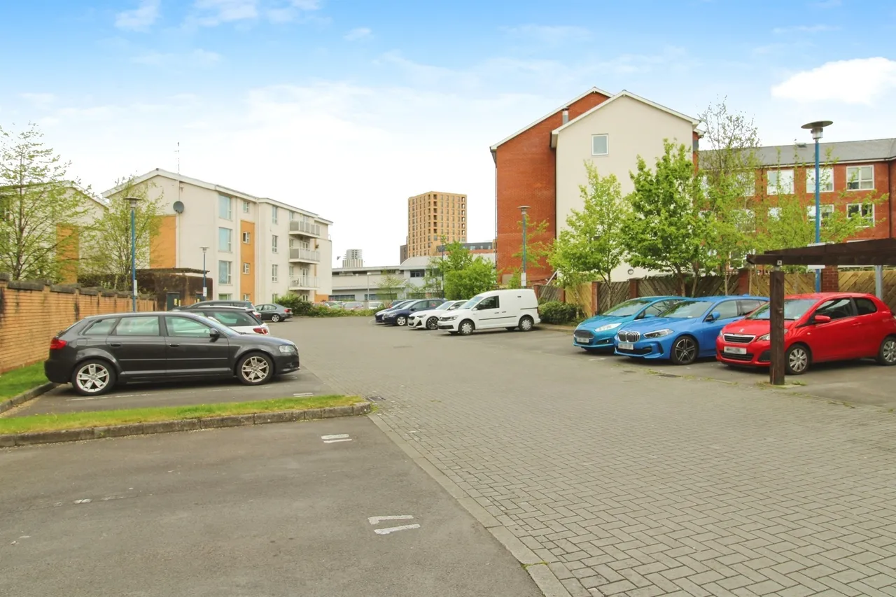 Reresby Court, Cardiff, photo 11