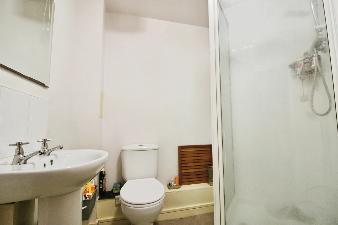 Reresby Court, Cardiff, photo 9