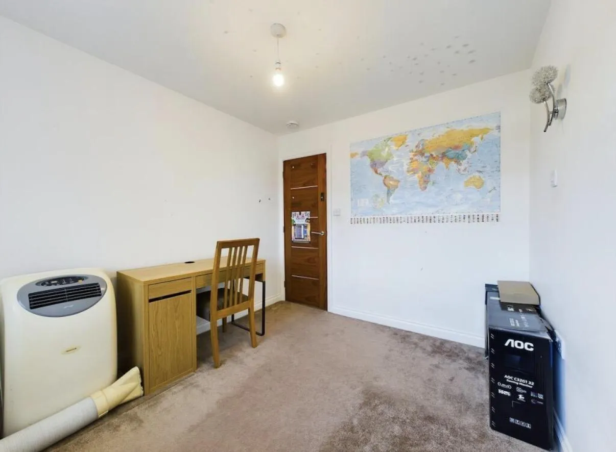 Seymour Grove, M16, photo 22
