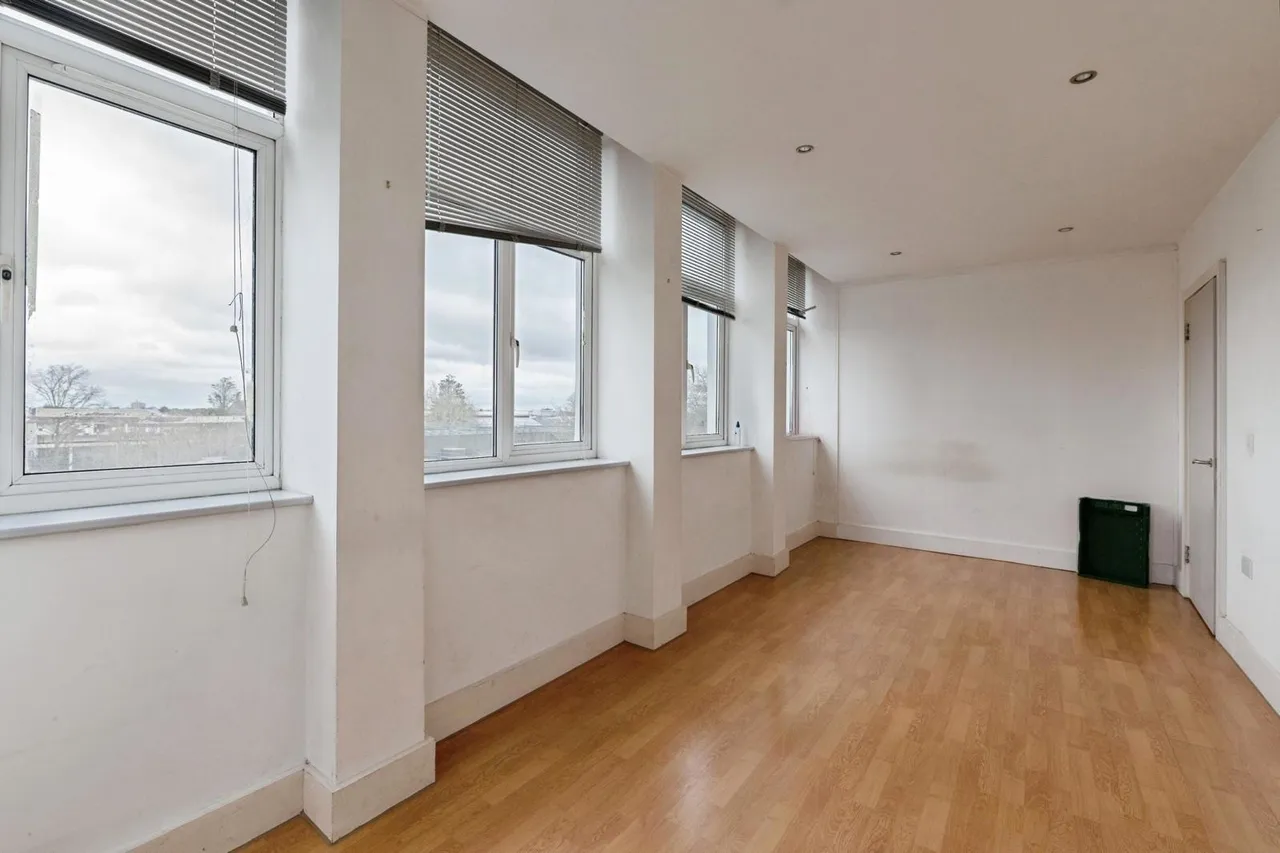 Skyline Plaza, 45 Victoria Avenue, Southend-On-Sea, Essex, SS2, photo 8
