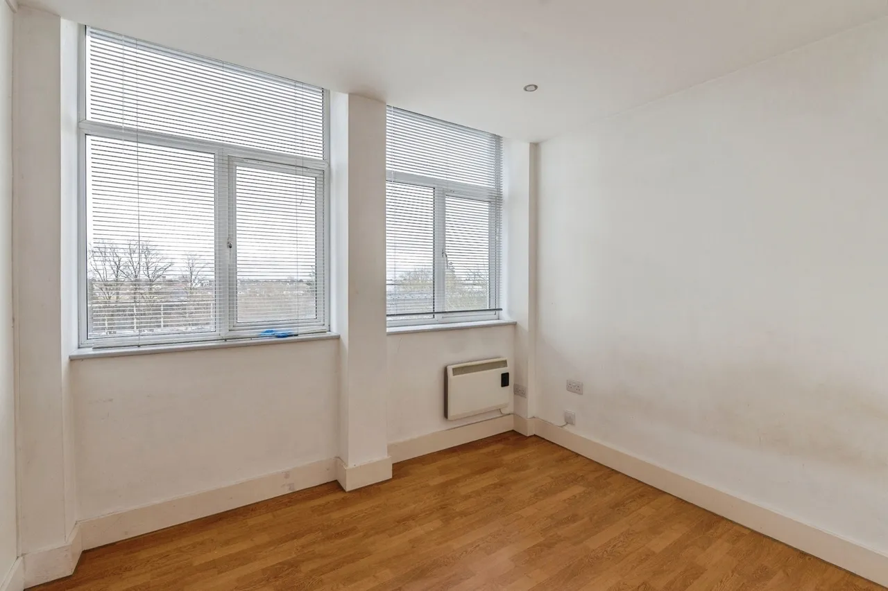 Skyline Plaza, 45 Victoria Avenue, Southend-On-Sea, Essex, SS2, photo 10