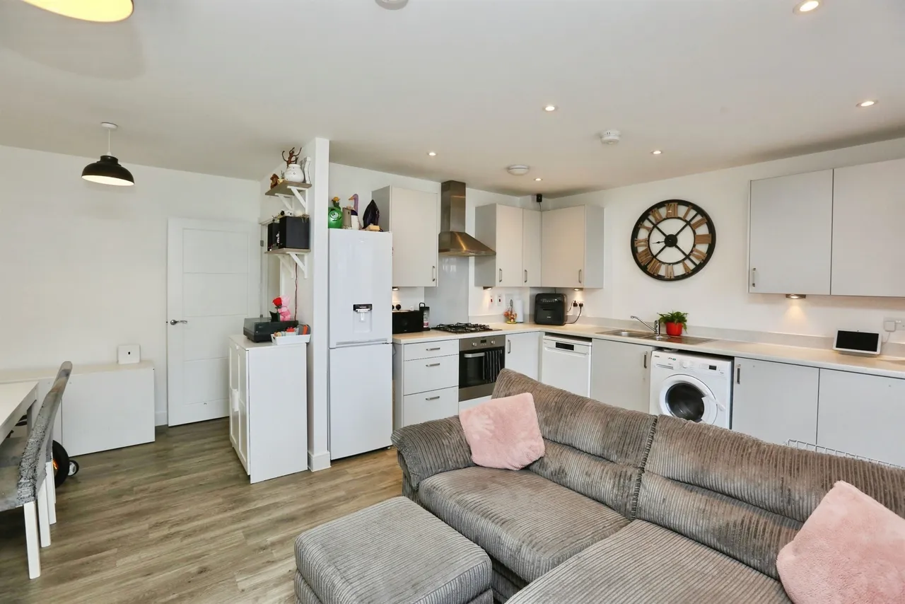 Argus Road, Lee-On-The-Solent, photo 2