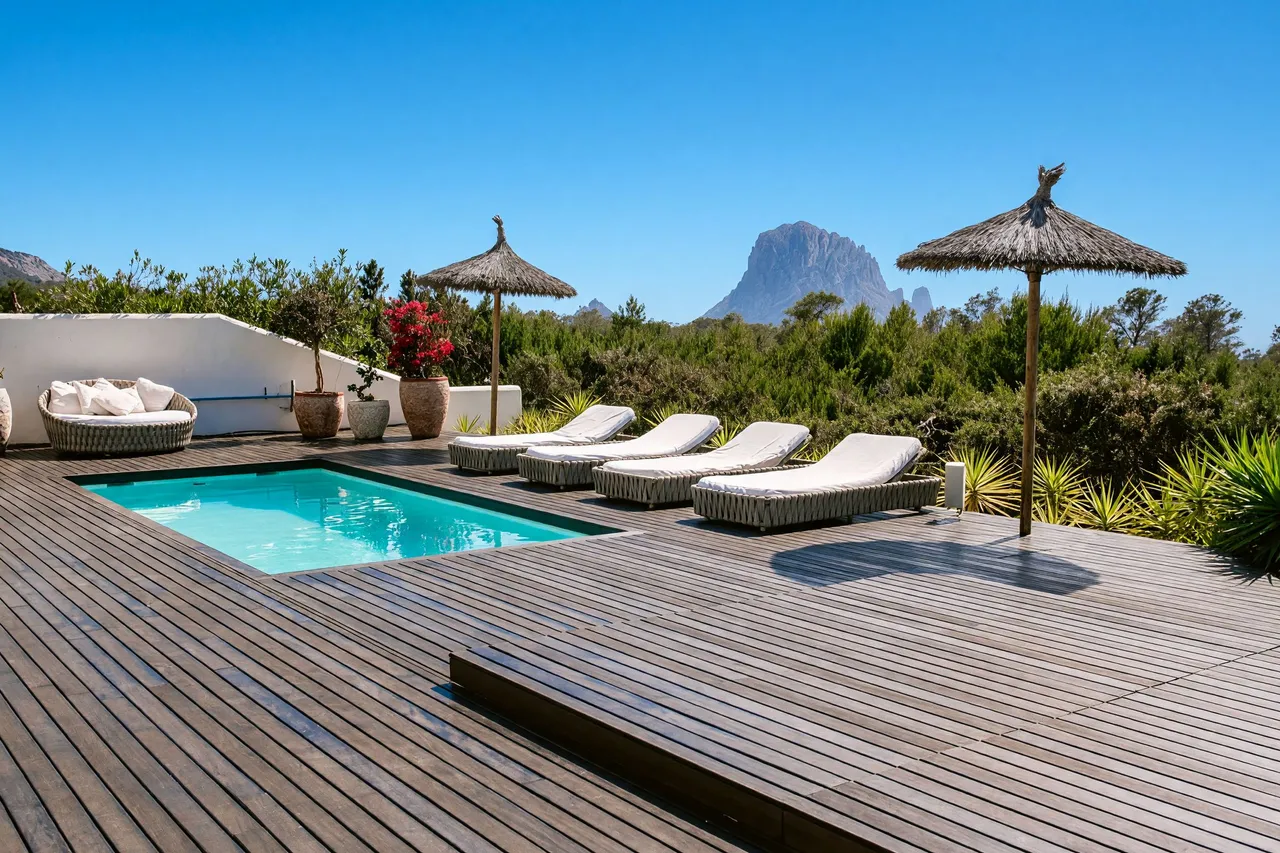 4 bed house for sale, Cala Carbo, Ibiza