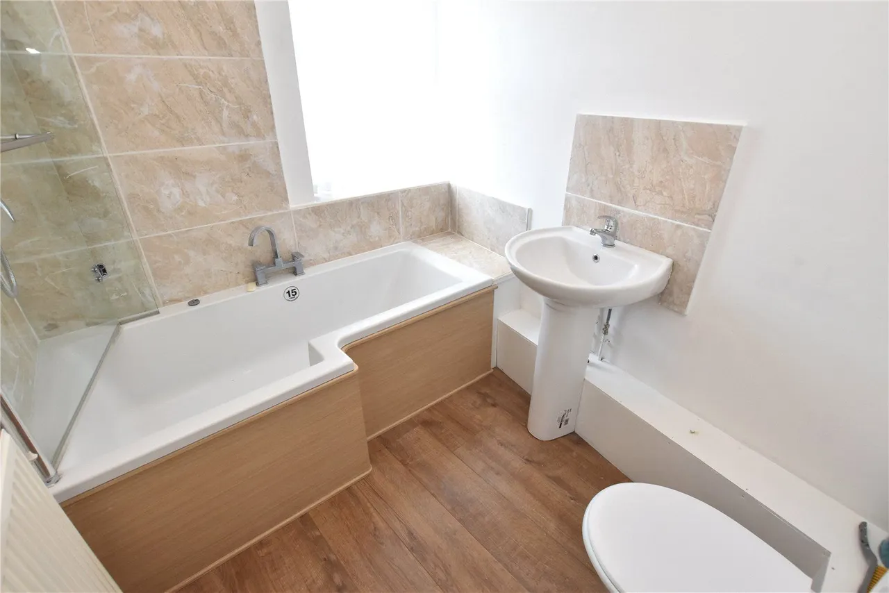 Manchester Road, Heywood, OL10, photo 19