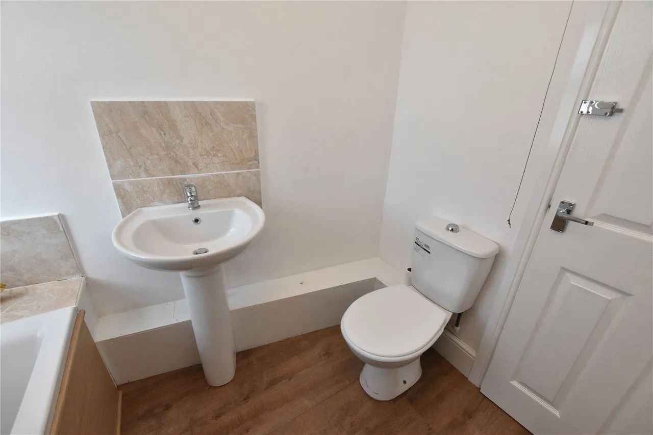 Manchester Road, Heywood, OL10, photo 20