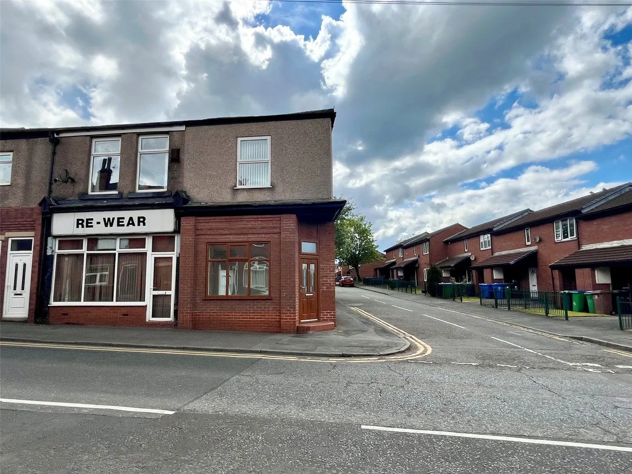 Manchester Road, Heywood, OL10, photo 23