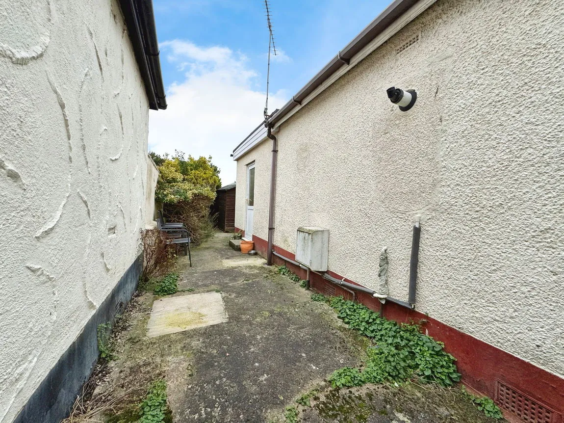 Clifton Park Road, Rhyl, Denbighshire, LL18 4AW, photo 14