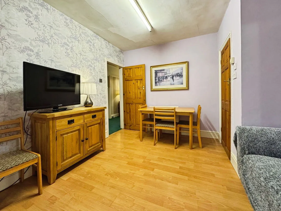 Clifton Park Road, Rhyl, Denbighshire, LL18 4AW, photo 7