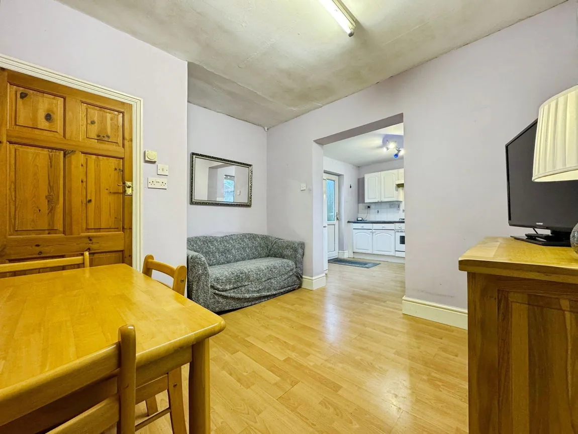 Clifton Park Road, Rhyl, Denbighshire, LL18 4AW, photo 8