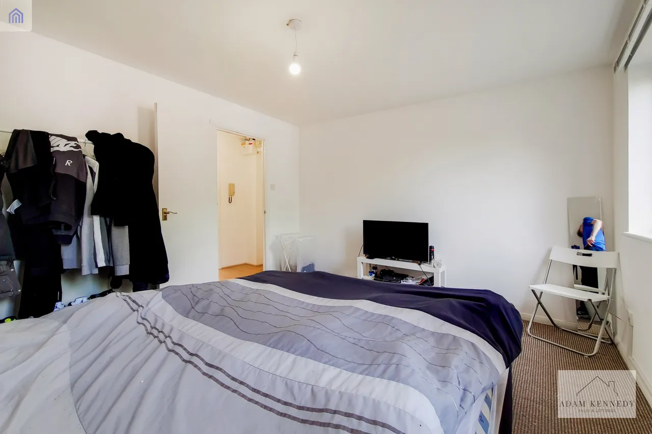 64 Chaffinch Close, Edmonton, London, N9 8UG, photo 8