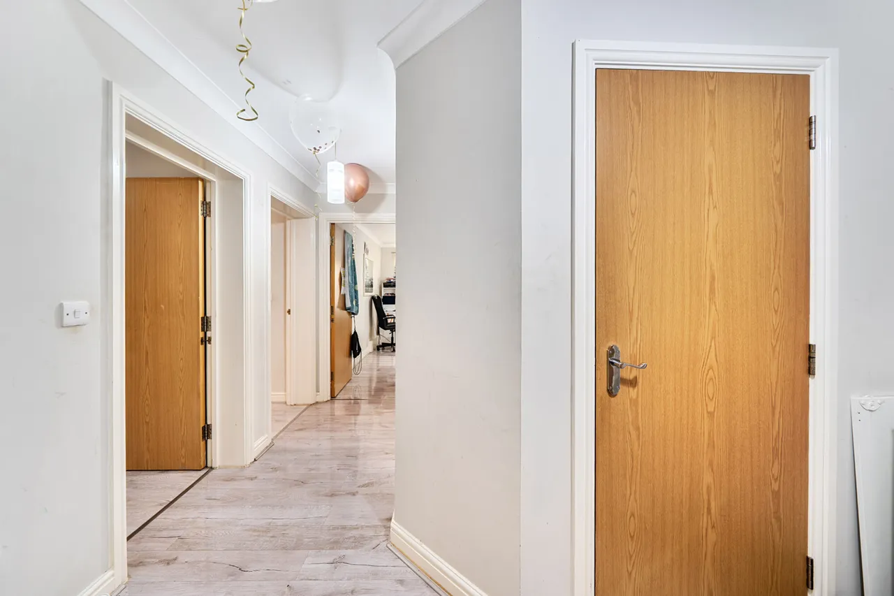 Honeypot Lane, Stanmore, HA7, photo 7
