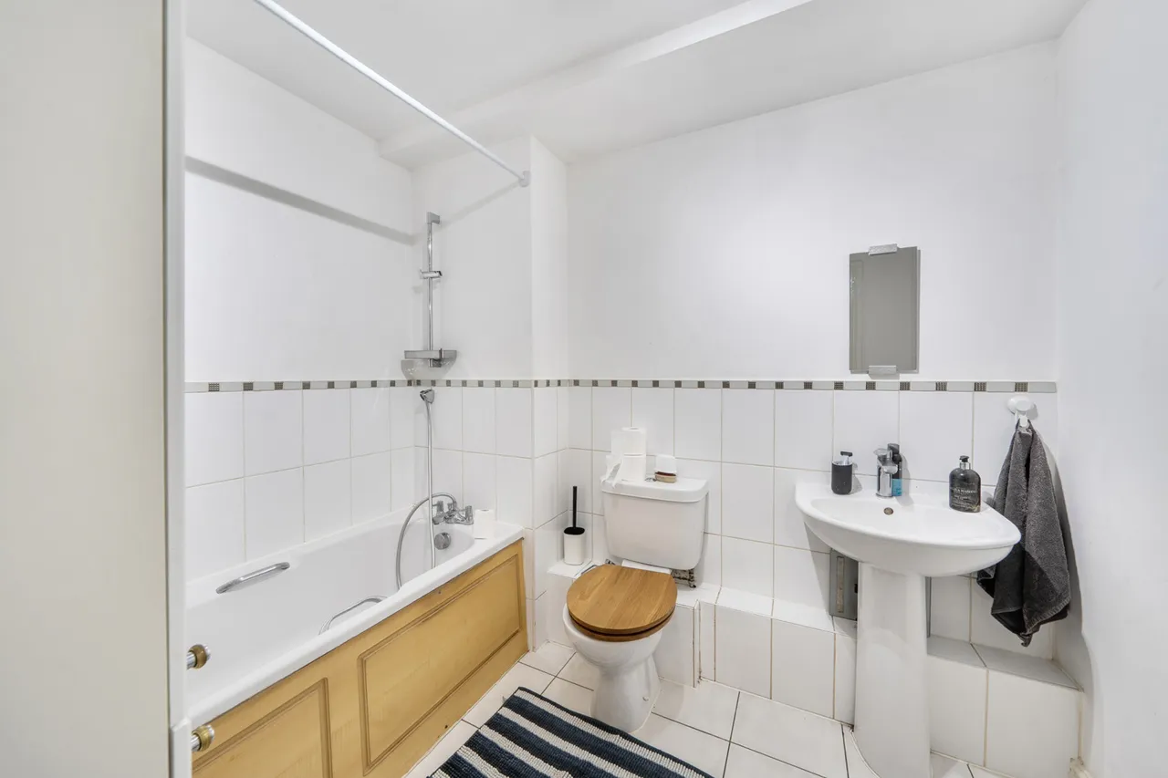 Honeypot Lane, Stanmore, HA7, photo 6