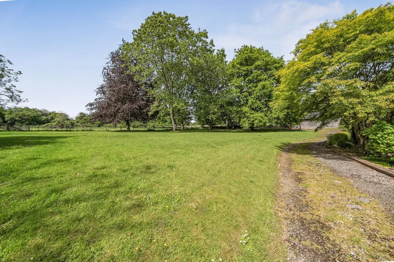 Britannia Close, Chilcompton, BA3, photo 38