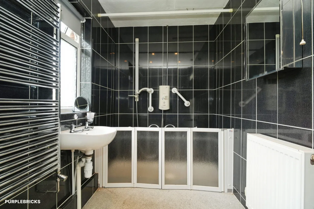 Pendle Court, Bolton, BL1, photo 18