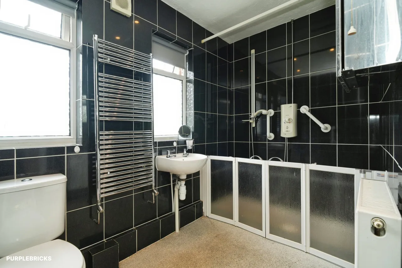 Pendle Court, Bolton, BL1, photo 8