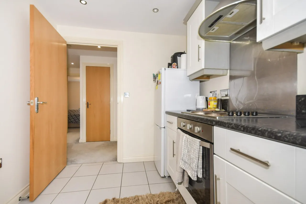 Spinner Croft, Chesterfield, S40, photo 11