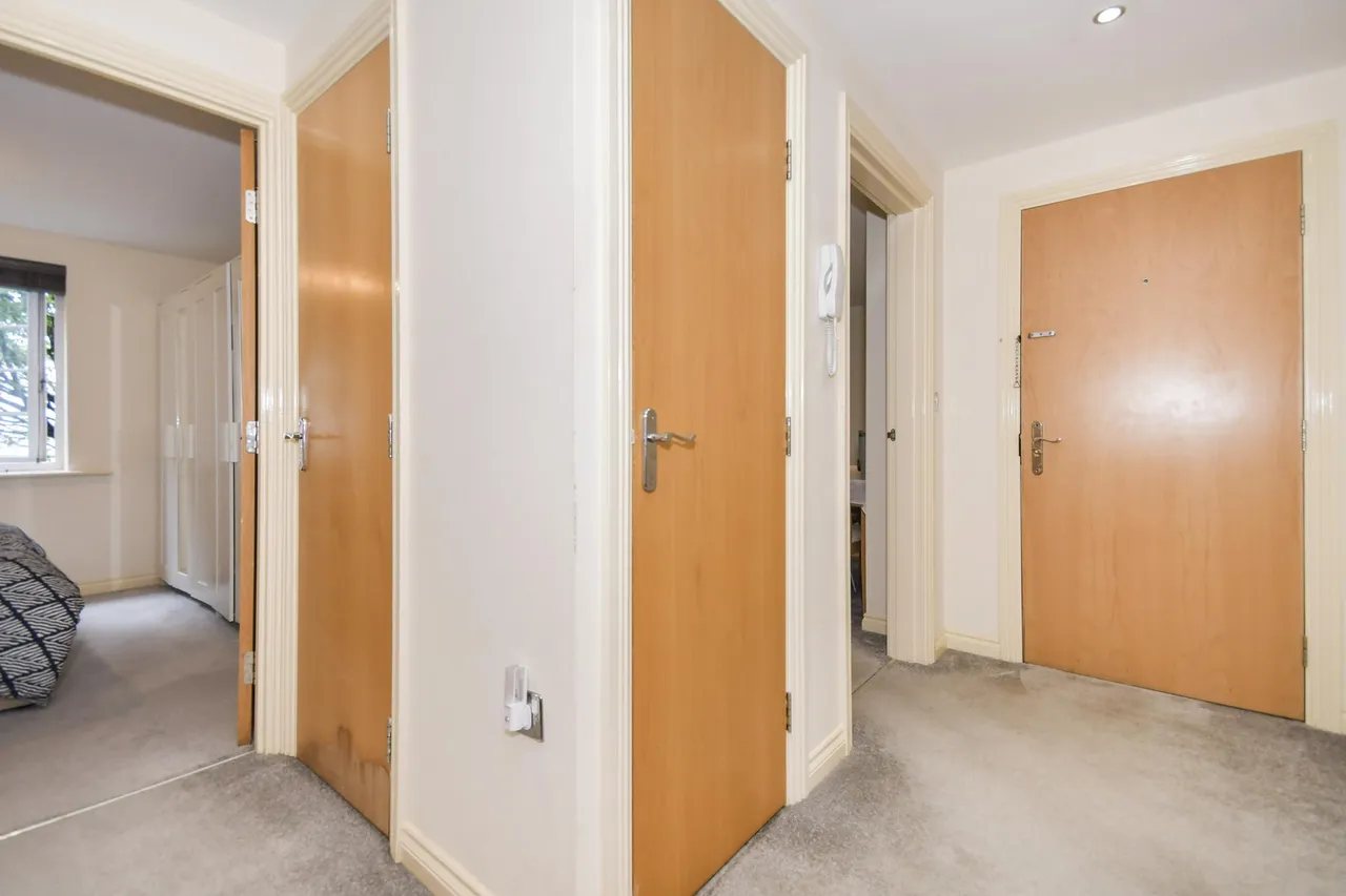 Spinner Croft, Chesterfield, S40, photo 15