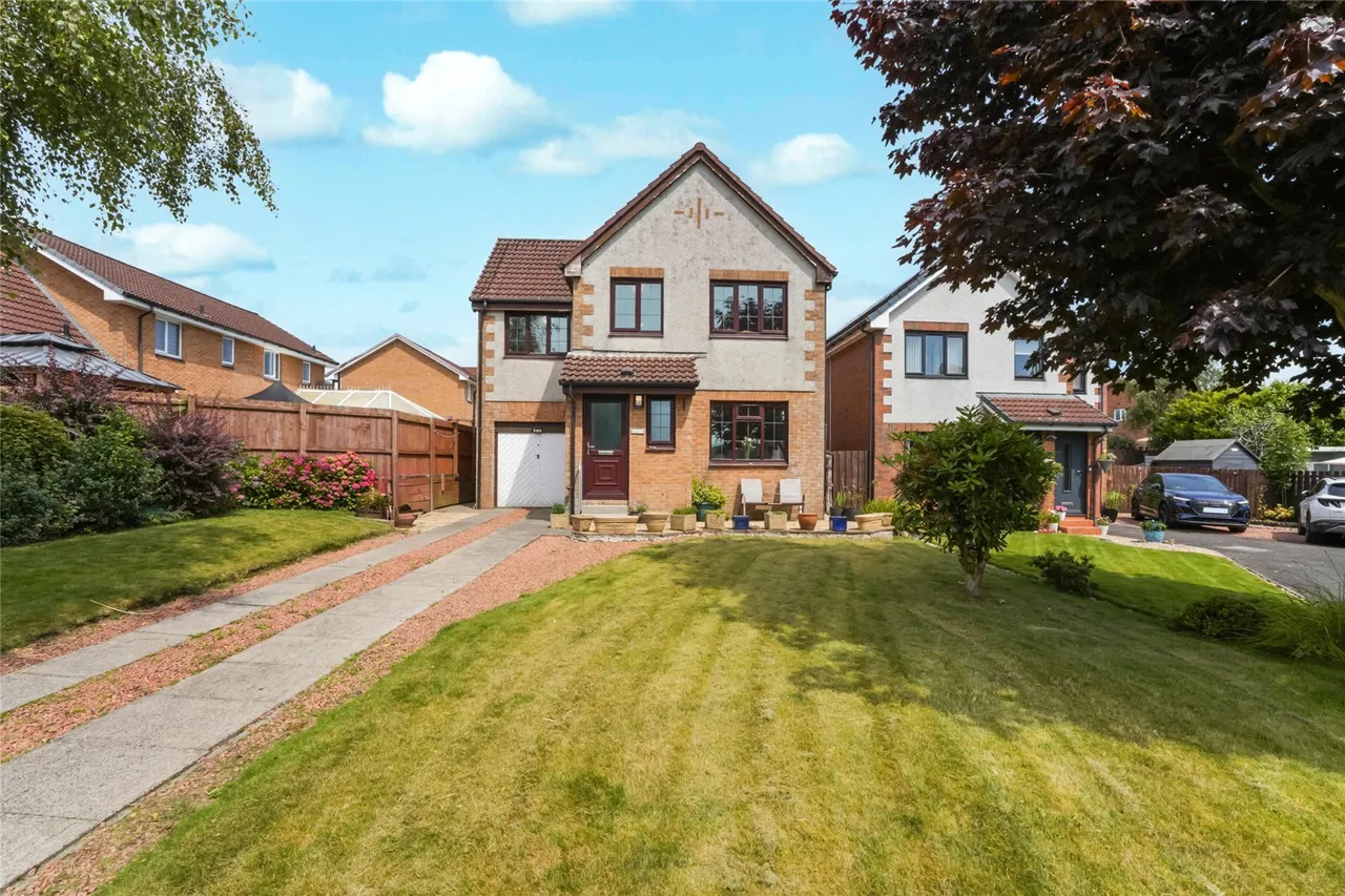 4 bed house for sale — Forge Vennel, Kilwinning, North Ayrshire, KA13