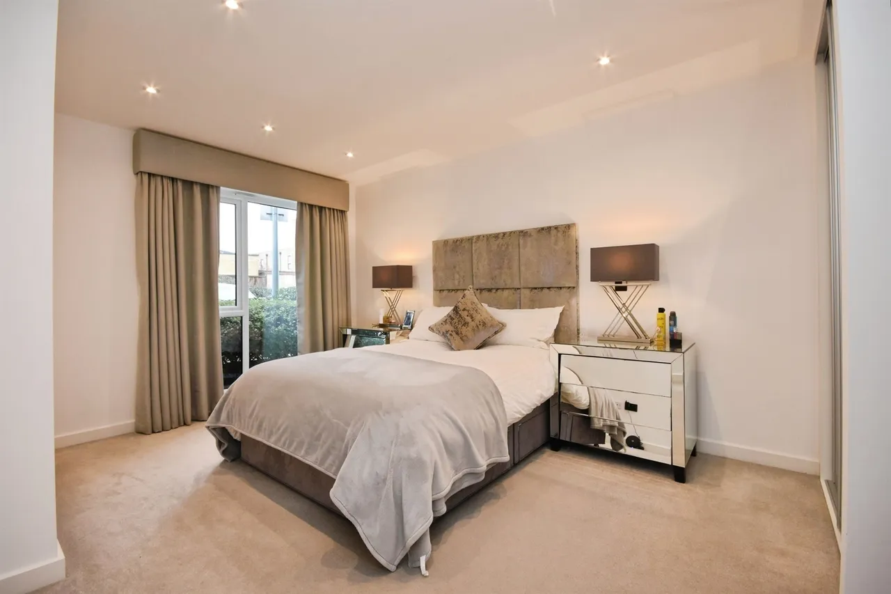 Safflower Lane, Romford, photo 5