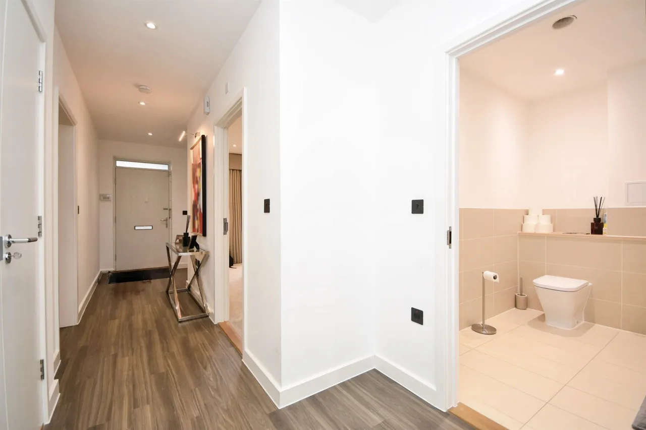 Safflower Lane, Romford, photo 9