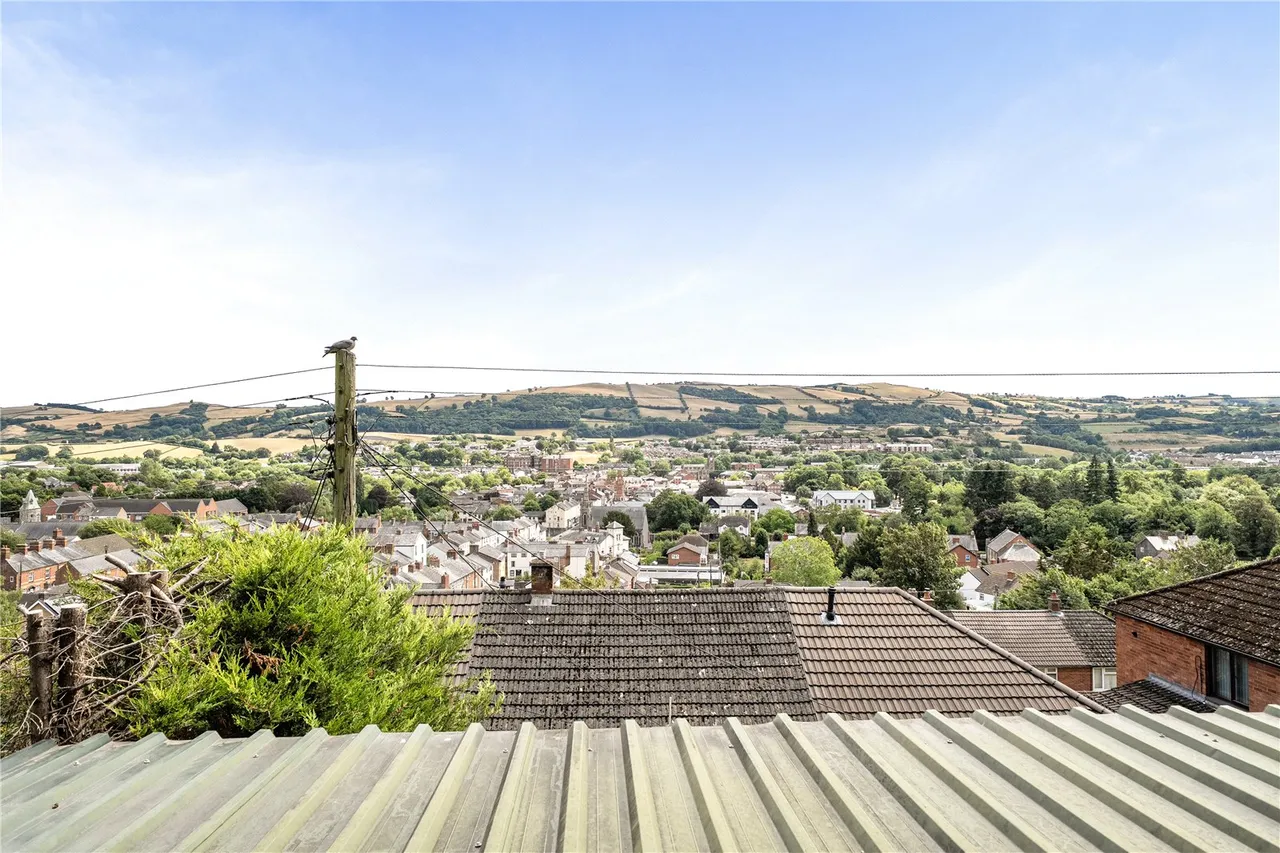 Crescent Gardens, Newtown, Powys, SY16 2HQ, photo 17