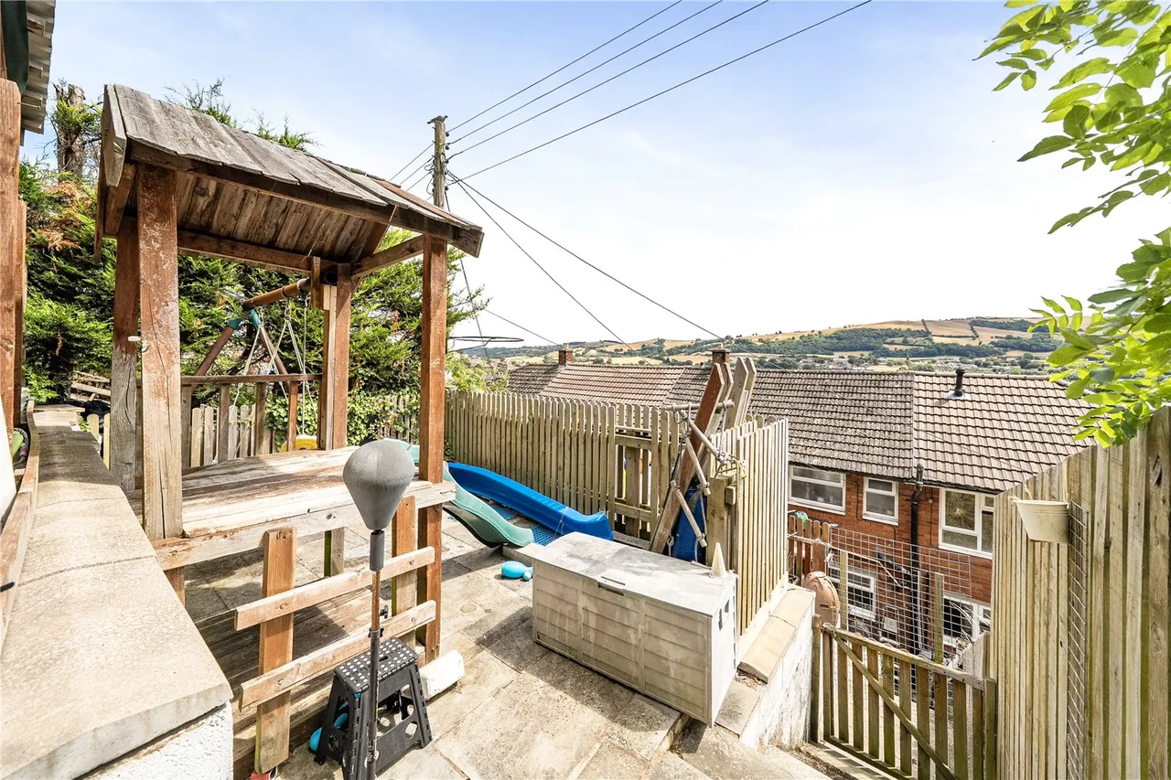 Crescent Gardens, Newtown, Powys, SY16 2HQ, photo 22