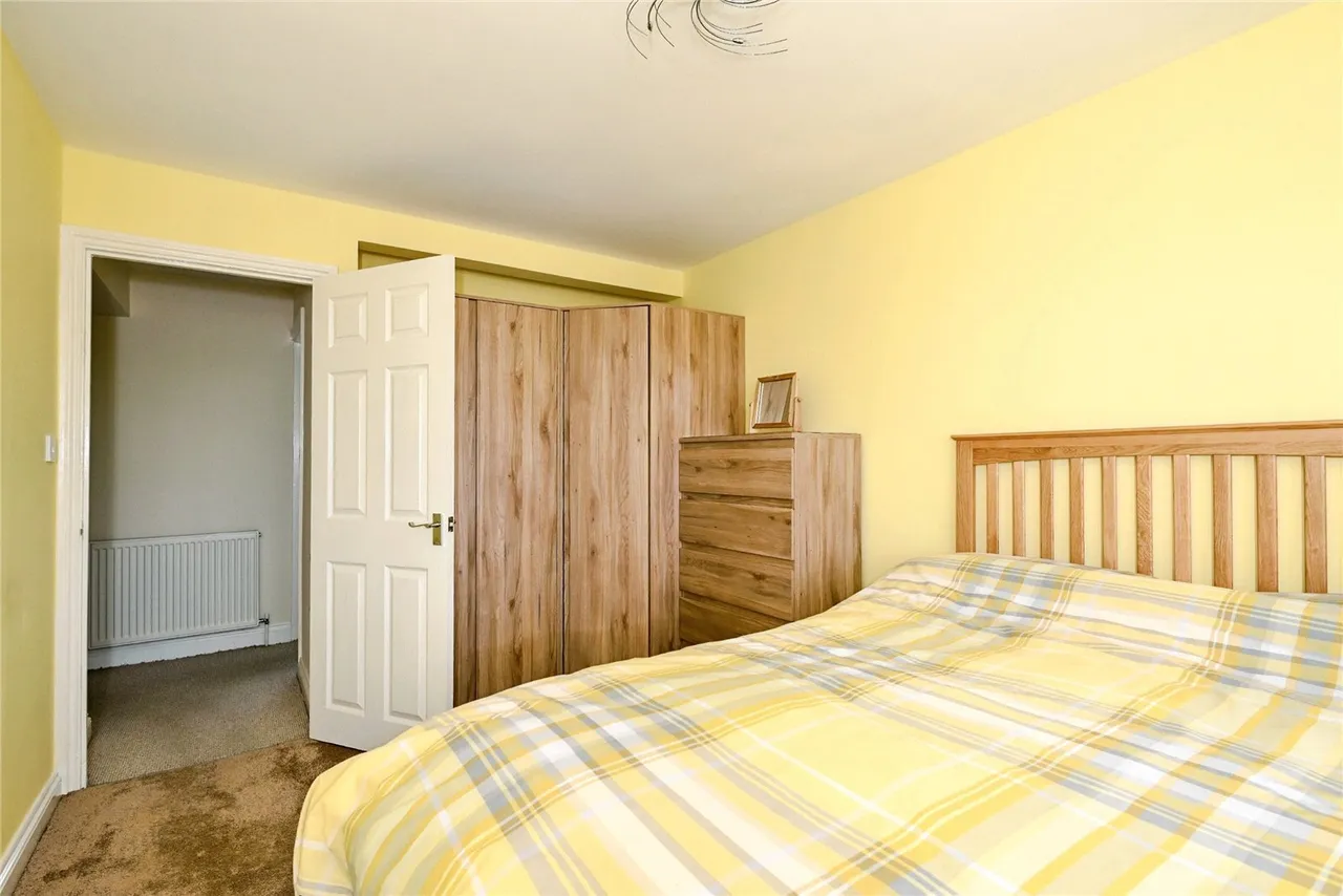 The Broadway, Minster on Sea, ME12, photo 9