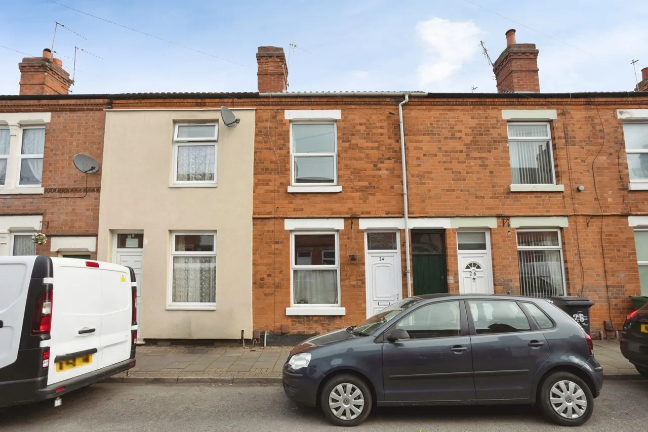 2 bed house for sale, Burder Street, Loughborough, LE11