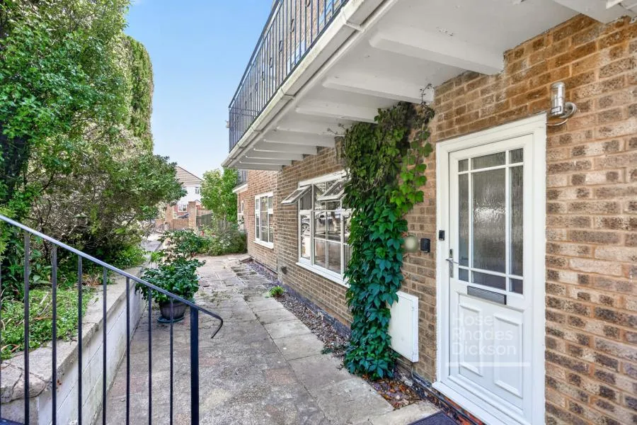 Node Close, Ryde, PO33, photo 25