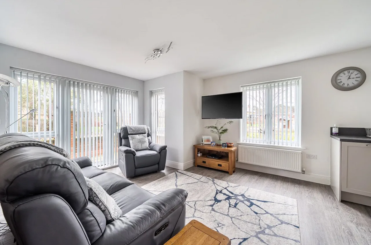 Brunswick Road, Deepcut, GU16, photo 12