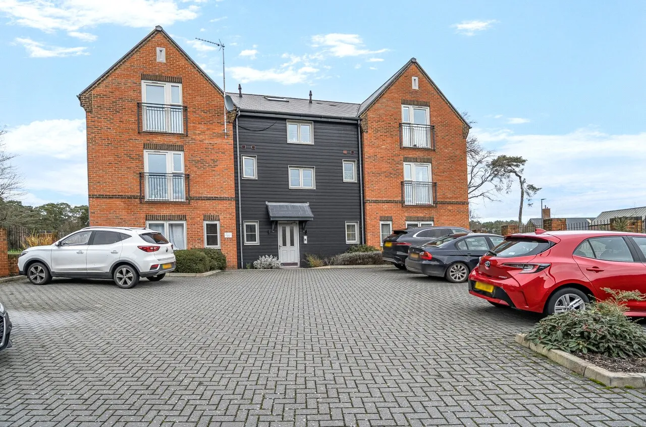 Brunswick Road, Deepcut, GU16, photo 20