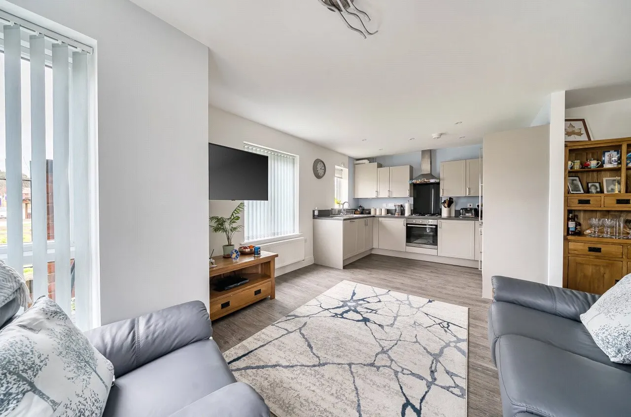 Brunswick Road, Deepcut, GU16, photo 11