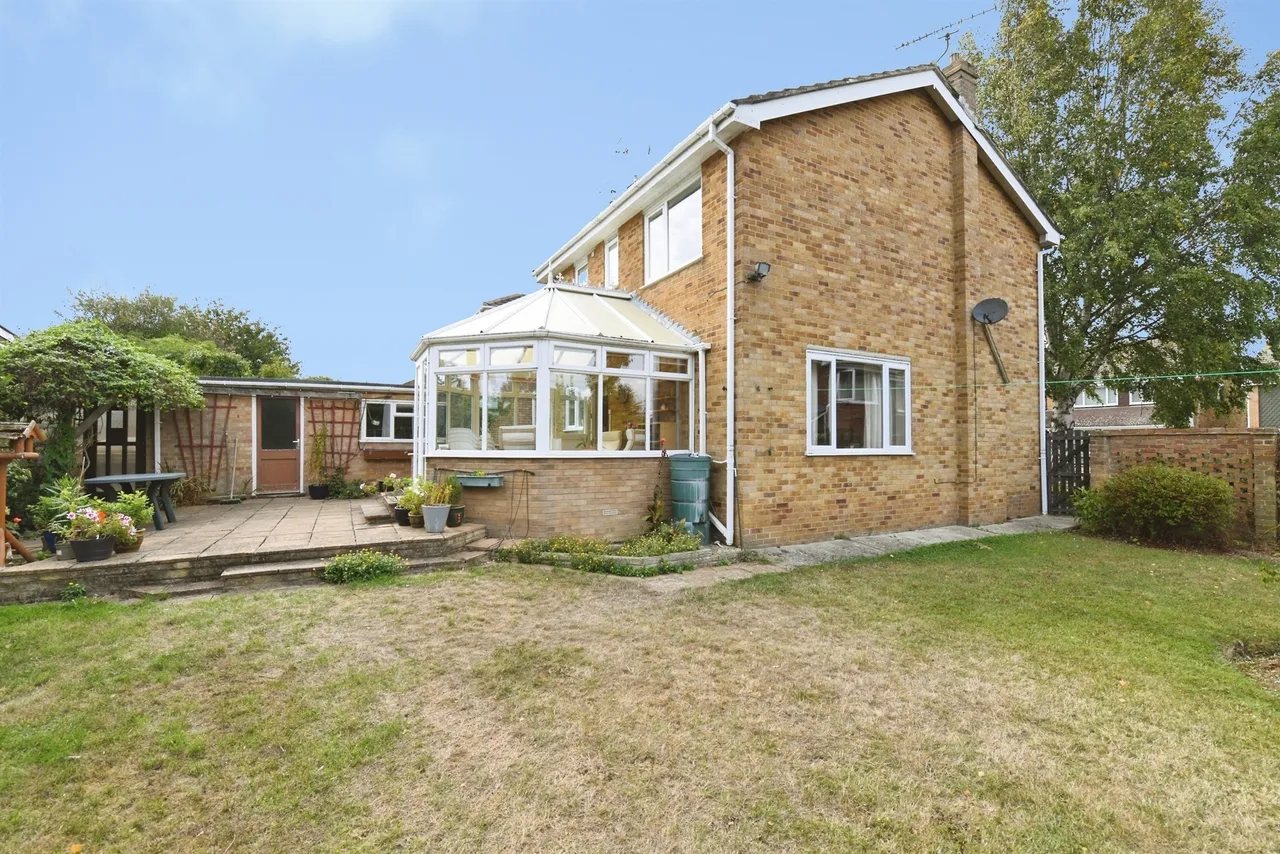 Attwoods Close, Chelmsford, photo 3