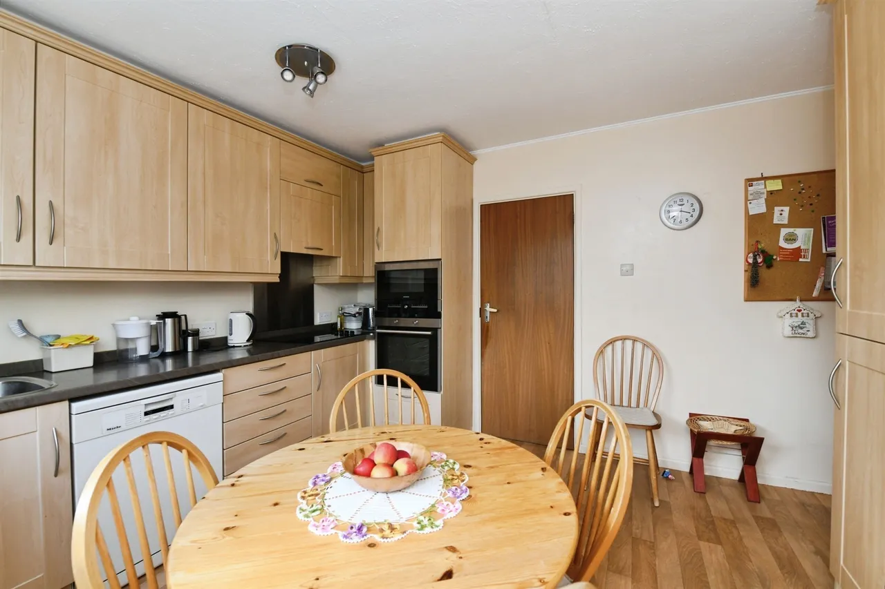 Attwoods Close, Chelmsford, photo 9