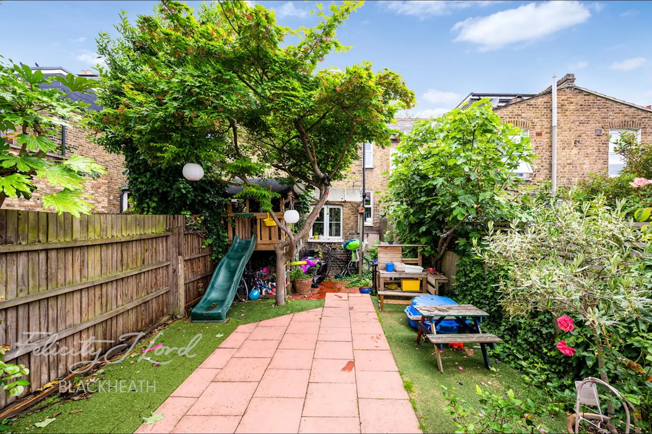 Inverine Road, Charlton, photo 11