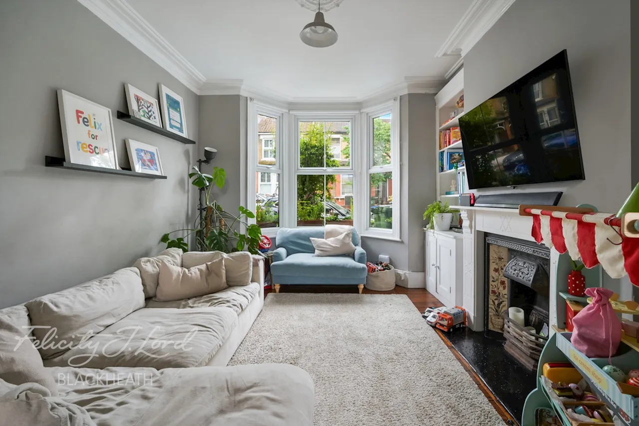 4 bed house for sale, Inverine Road, Charlton